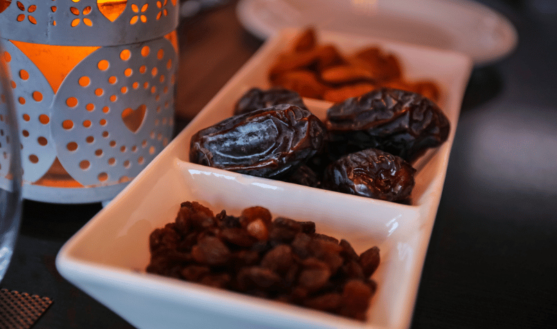 Review makanan, salah satu contoh konten Ramadhan