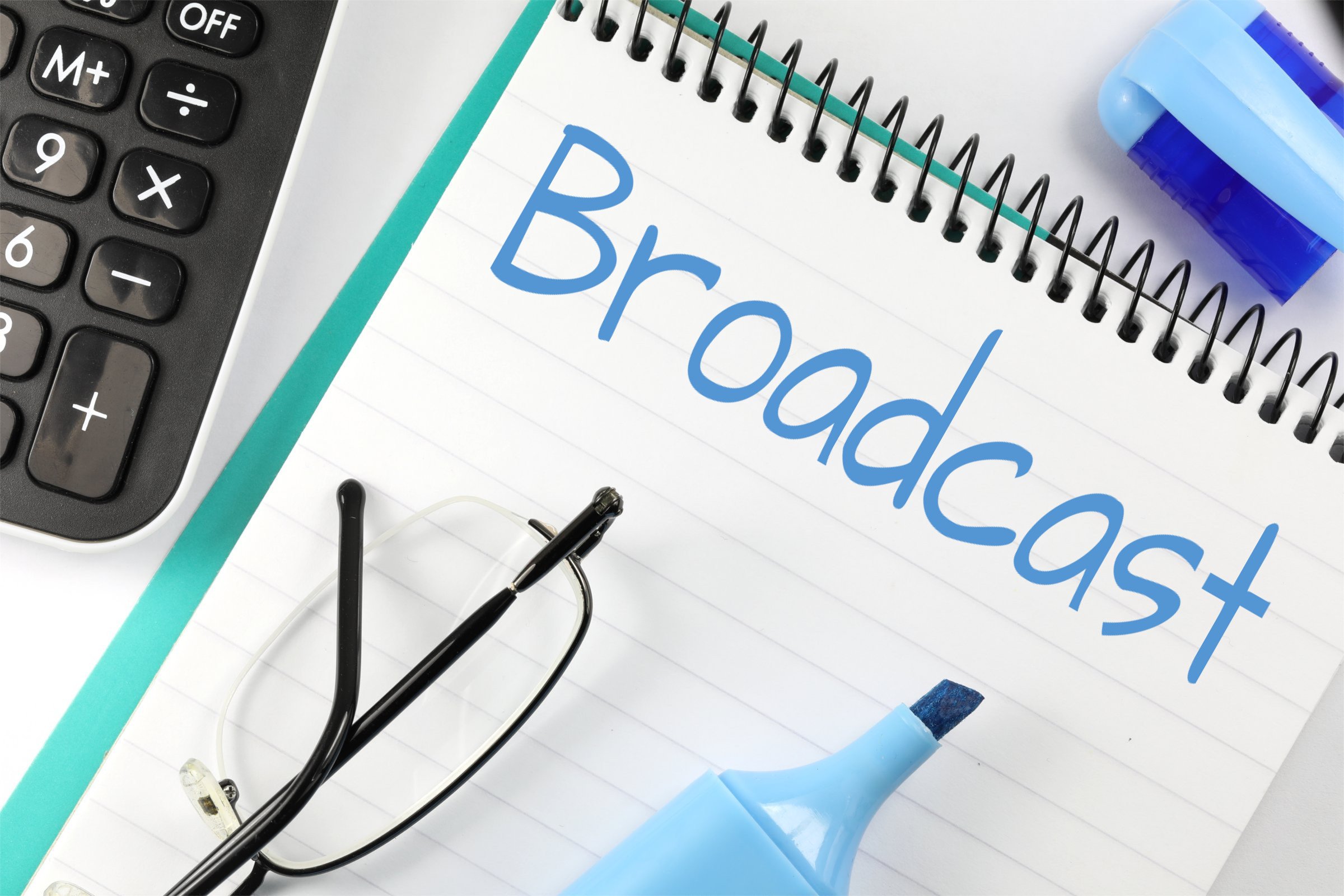 broadcast adalah cara komunikasi cepat saat ini