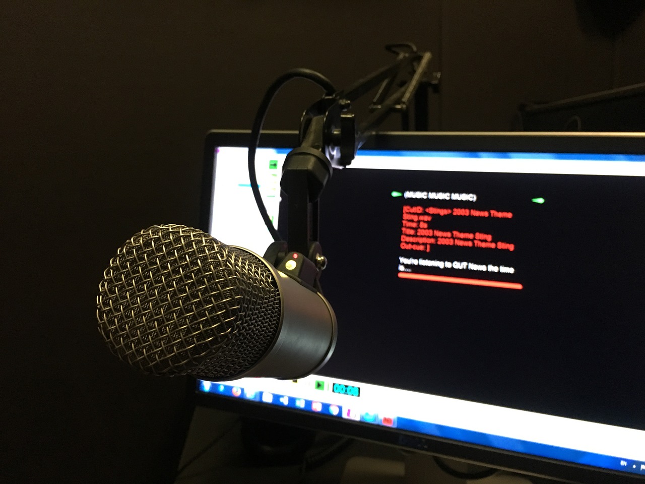 broadcast radio